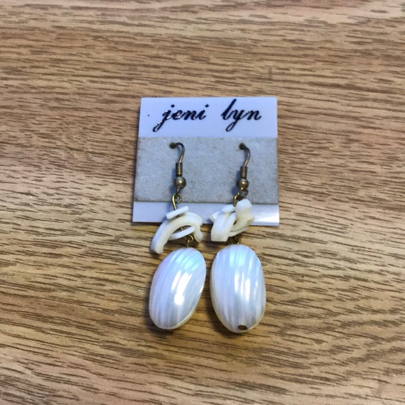 Vintage Jewelry - Added to bundle listing